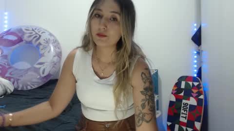 Gabriela online show from March 8, 11:53 pm