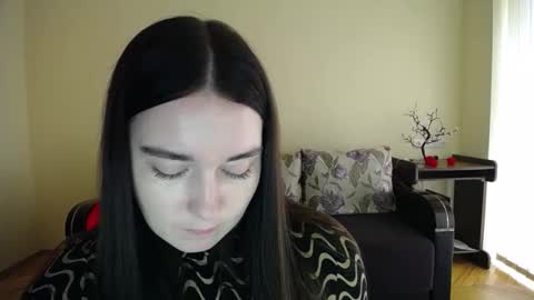 Jaklin online show from September 25, 8:54 am