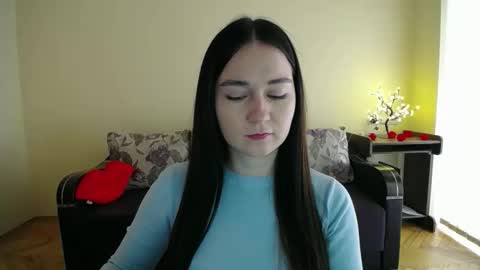 Jaklin online show from March 27, 10:05 am