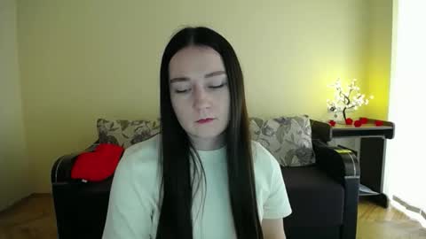 Jaklin online show from May 7, 9:38 am