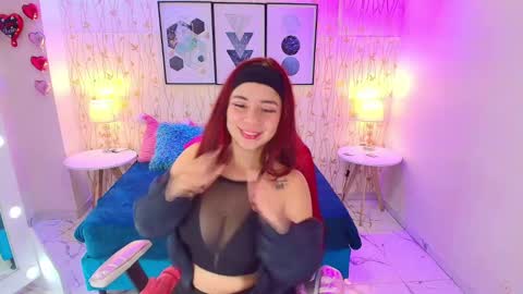 Snapshot of gabby_evanns chatting on February 26, 6:26 pm gabby_evanns online show from February 26, 6:26 pm