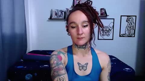 gabby_moon09 online show from October 8, 9:54 pm