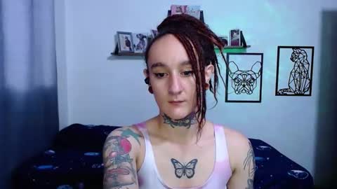 gabby_moon09 online show from October 21, 12:54 pm