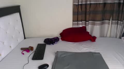 gabellacutie online show from September 13, 12:46 am