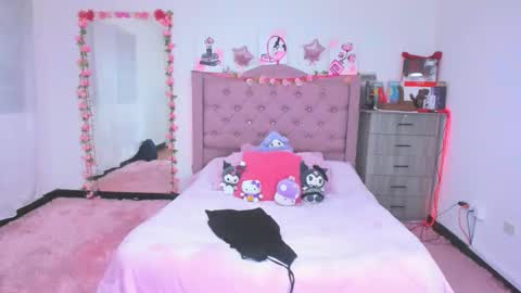 Snapshot of gabi_jhons_23 chatting on September 12, 11:23 am gabi_jhons_23 online show from September 12, 11:23 am