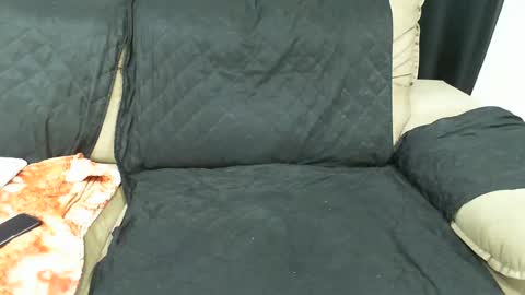 Snapshot of gabibrasil chatting on February 4, 2:39 am gaby layla online show from February 4, 2:39 am
