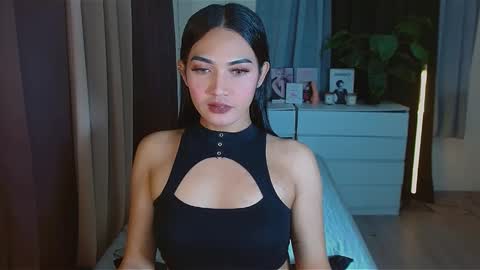 gabriela_deluxe online show from February 19, 10:31 pm