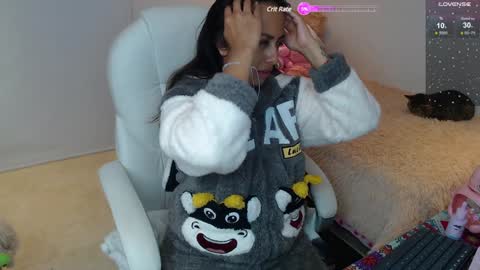 .  online show from December 20, 10:49 am