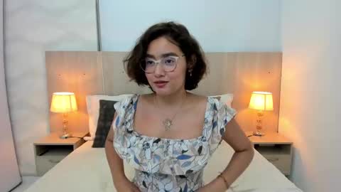 Snapshot of gabriela_vargas chatting on September 18, 4:27 am Gabriela Vargas online show from September 18, 4:27 am