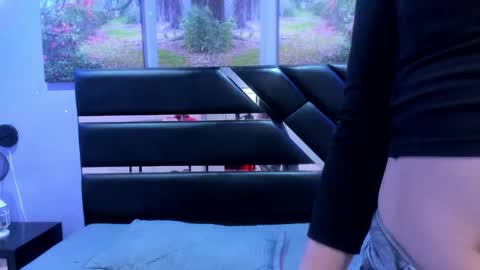 gabrielabotero online show from December 22, 7:31 pm