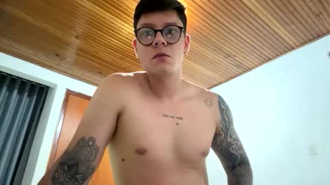 Anatoly0311 online show from May 19, 3:24 am