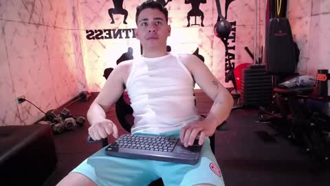 gabriell_ramirez_ online show from October 6, 3:57 am