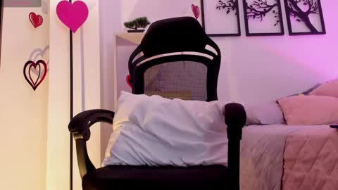 Gabriella online show from February 15, 7:39 pm