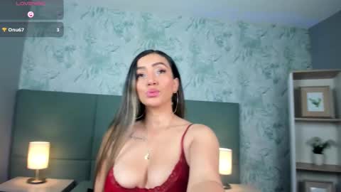 gabriellacox online show from November 25, 8:07 pm