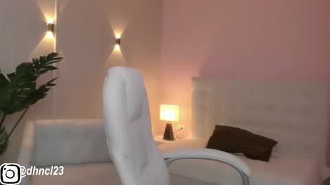 Gabriella online show from November 22, 10:18 pm