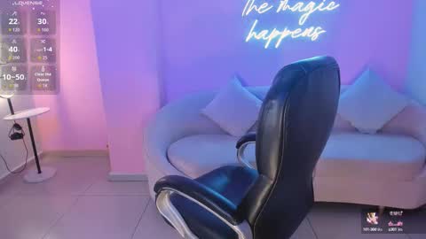 Gabriella Lee online show from October 10, 3:12 am