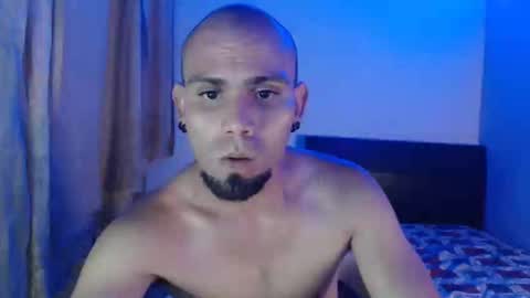 Snapshot of gabrielle_ramirez chatting on February 5, 12:20 am Gabriel online show from February 5, 12:20 am