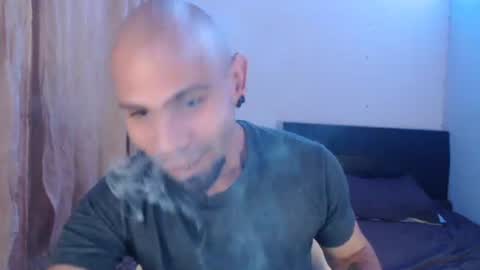Snapshot of gabrielle_ramirez chatting on March 1, 10:53 pm Gabriel online show from March 1, 10:53 pm