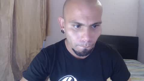 Snapshot of gabrielle_ramirez chatting on February 26, 9:53 pm Gabriel online show from February 26, 9:53 pm