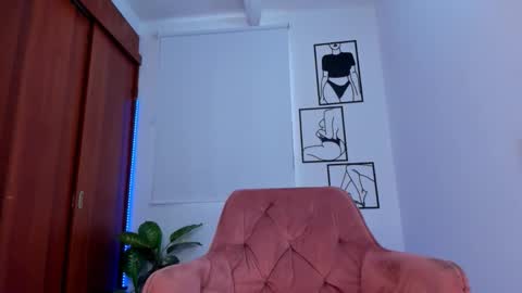    online show from January 11, 6:47 pm