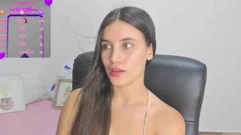 Gabriela online show from October 25, 11:27 pm