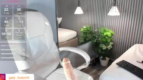 GabyFosterr  online show from October 18, 11:42 pm