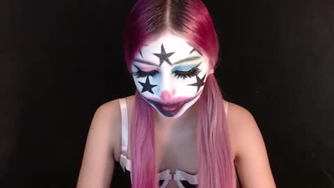 gabygumms online show from November 8, 6:33 pm