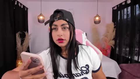 Snapshot of gabyrhodes chatting on February 19, 7:16 pm Gabriela let my eyes dazzle you with pleasure online show from February 19, 7:16 pm