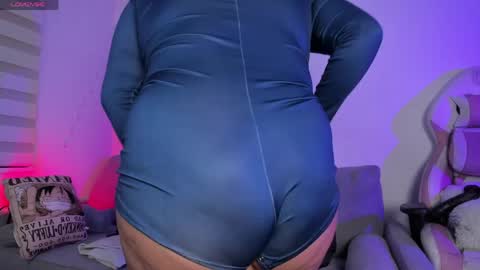 Gabriela Miller online show from May 17, 1:04 am