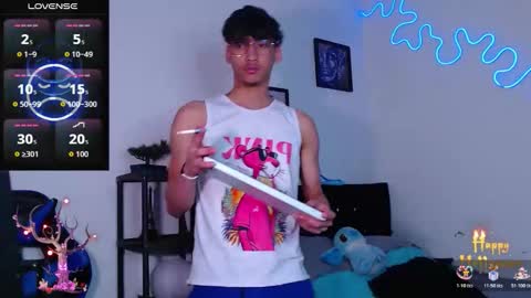 gael_jones online show from October 20, 4:06 am