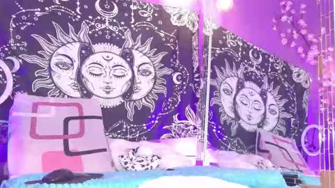 Gaia online show from November 28, 1:29 pm