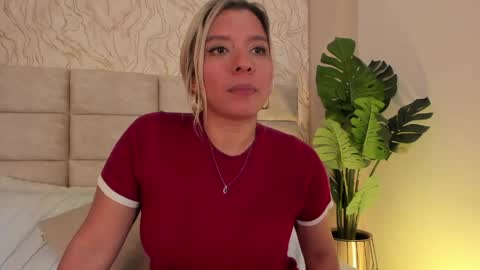 gaia_stonne online show from April 15, 8:53 pm