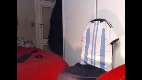 Adriel online show from May 9, 6:36 pm