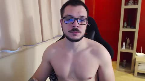 GangstaLover online show from December 5, 5:32 am