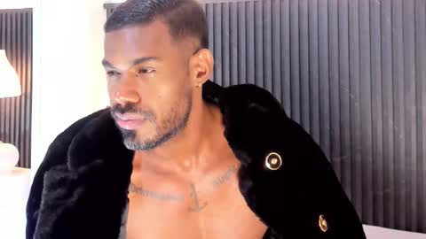 Alejo  online show from December 19, 9:43 pm