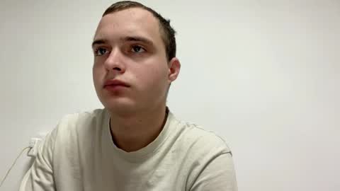 Max online show from January 12, 10:17 pm