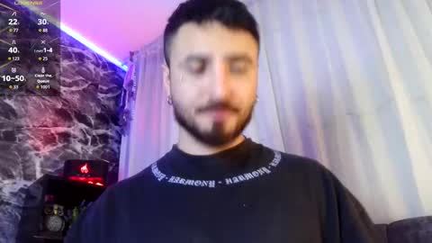 Chris  Dont forget to gift me thumb up Its very important to me and makes me happy AF  online show from October 3, 7:38 am