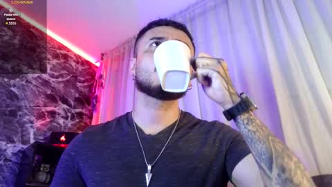 Chris  Dont forget to gift me thumb up Its very important to me and makes me happy AF  online show from October 20, 7:35 am