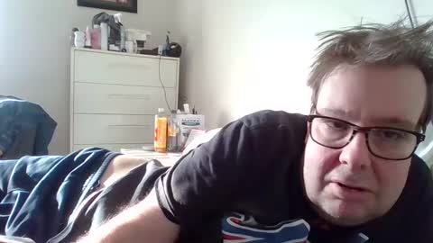 Gary online show from February 3, 8:03 pm