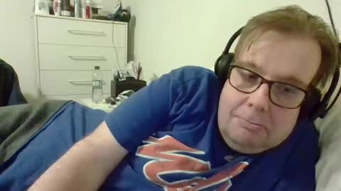 Gary online show from October 16, 2:11 am