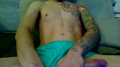 garyreal1990 online show from March 8, 6:06 am