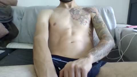 garyreal1990 online show from October 18, 12:42 pm