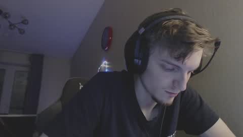 gasturfahe online show from January 3, 12:33 am