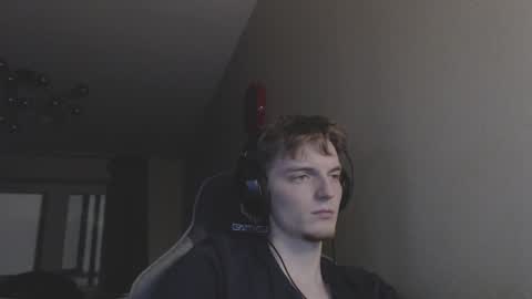 gasturfahe online show from December 19, 8:13 pm