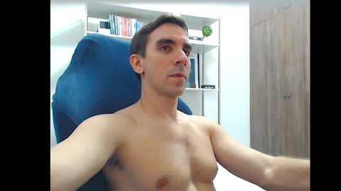 Snapshot of gatosarado23 chatting on September 10, 1:39 am gatosarado23 online show from September 10, 1:39 am