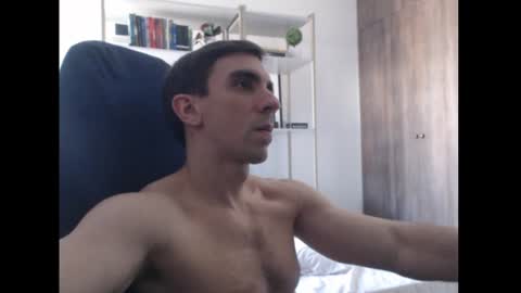 Snapshot of gatosarado23 chatting on December 17, 4:32 pm gatosarado23 online show from December 17, 4:32 pm