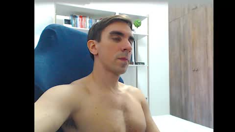 gatosarado23 online show from October 14, 8:01 pm