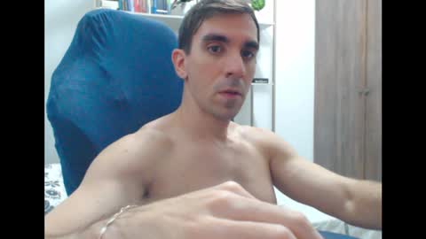 Snapshot of gatosarado23 chatting on January 27, 2:31 am gatosarado23 online show from January 27, 2:31 am