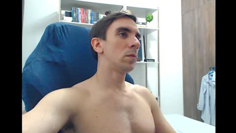 Snapshot of gatosarado23 chatting on January 8, 10:48 pm gatosarado23 online show from January 8, 10:48 pm