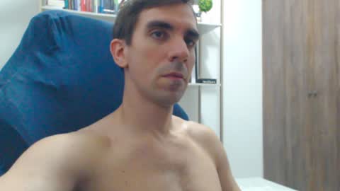 Snapshot of gatosarado23 chatting on January 13, 3:34 am gatosarado23 online show from January 13, 3:34 am